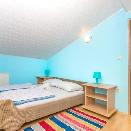 Spacious With Terrace And Sea View In *