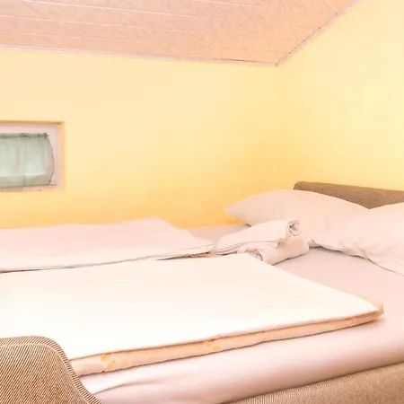 Spacious With Terrace And Sea View In Jadranovo