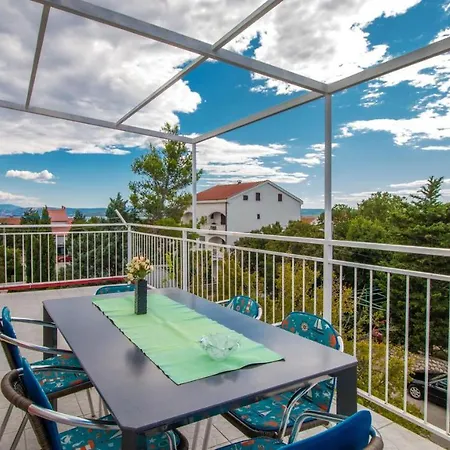 Spacious With Terrace And Sea View In Apartment Jadranovo